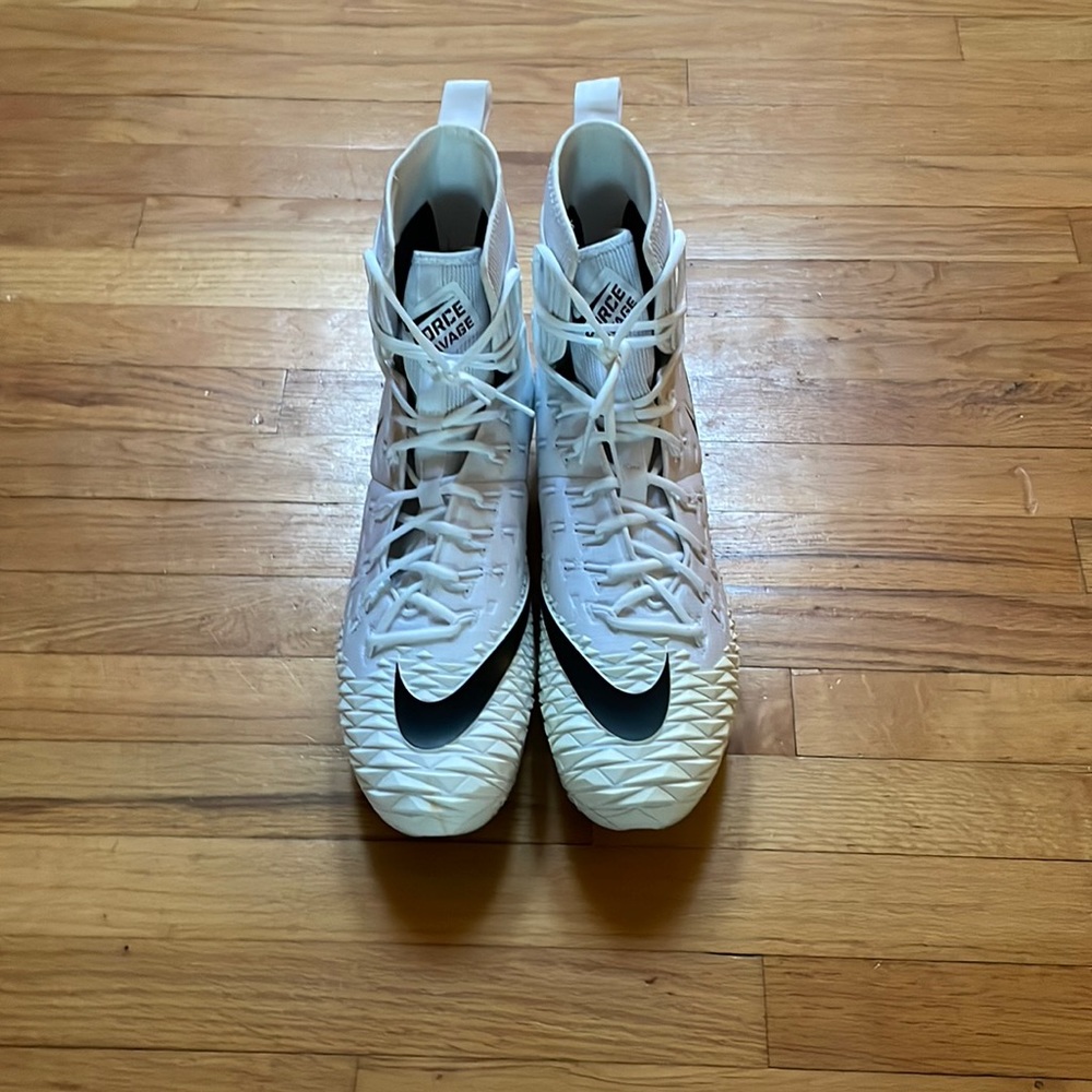 Nike Force Savage Football cleats